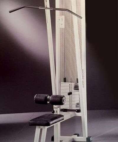  Lift weights with the training equipment in the Apartments Rössl 